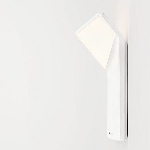 Winglet CL white Cableless wall luminaire